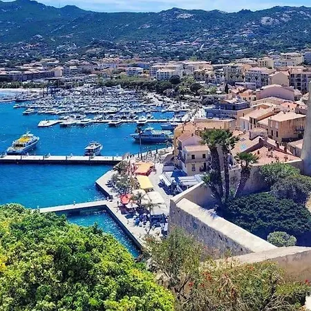 Bel Vue Mer, Proche Plages 公寓 *